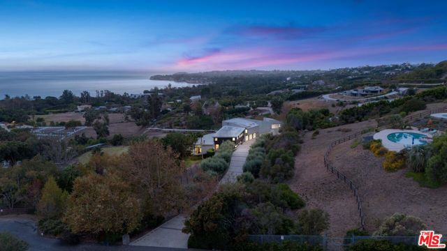 27366 Winding Way, Malibu, California 90265, 6 Bedrooms Bedrooms, ,6 BathroomsBathrooms,Single Family Residence,For Sale,Winding,23329423