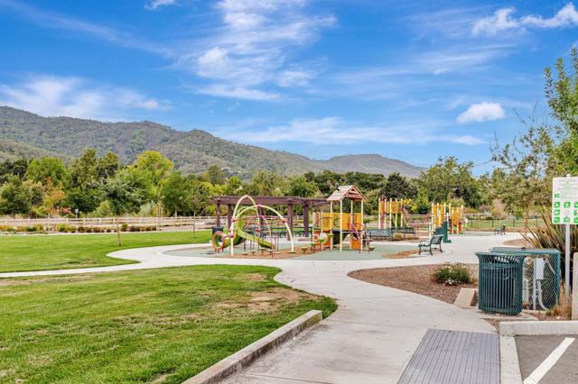 7832 Cobblestone Court, Gilroy CA: https://media.crmls.org/mediaz/f01c2d9a-30ee-4d83-a02f-732a10ee61be.jpg