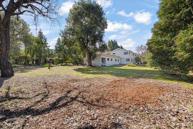 14721 Live Oak Lane, Saratoga CA: https://media.crmls.org/mediaz/f01c4f24-e0e2-45df-b91a-880ff786e81b.jpg
