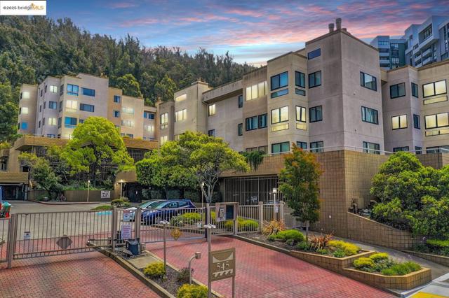 Details for 545 Pierce St  2410, Albany, CA 94706