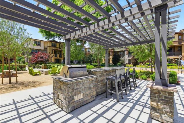 332 Marquetta Circle, Mountain View CA: https://media.crmls.org/mediaz/f01caa30-4db5-435b-b808-5a6d2a7939b4.jpg