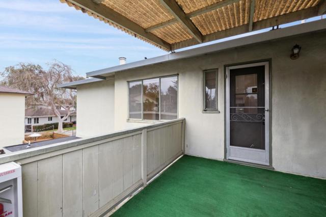 15 Kent Place, Menlo Park CA: https://media.crmls.org/mediaz/f01d43be-5fc5-49d2-a2b8-2fad0fedba45.jpg