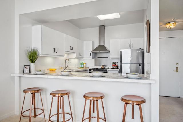 6363 Christie Avenue, Emeryville CA: https://media.crmls.org/mediaz/f01d8b60-99d2-4394-bd1f-f9fbfc203f20.jpg