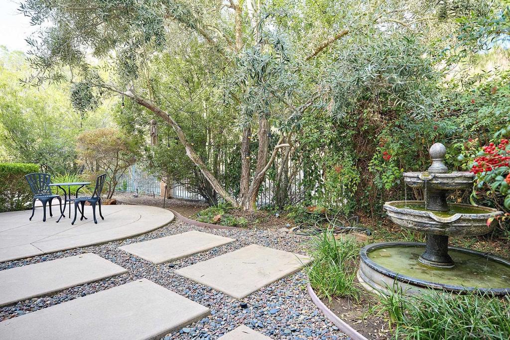 MLS #250034143SD img 29