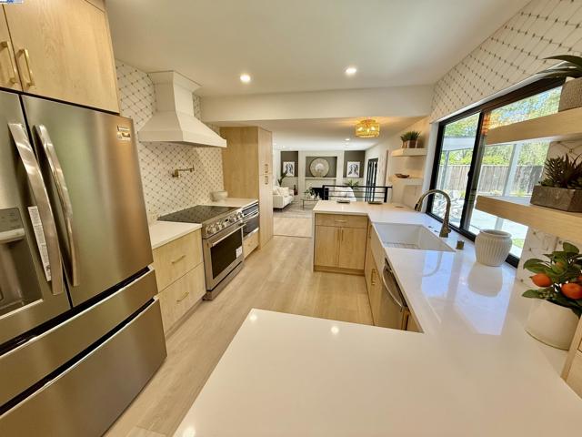 1926 Paseo Del Cajon, Pleasanton CA: https://media.crmls.org/mediaz/f01f5519-3510-496f-ab39-ac94f8692849.jpg