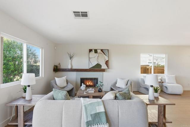 Detail Gallery Image 10 of 63 For 484 Vista San Lucas, San Diego,  CA 92154 - 3 Beds | 3 Baths