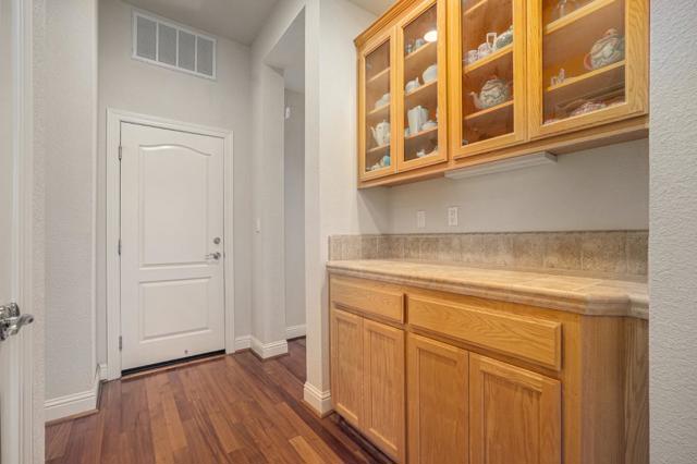 1964 Finger Peak Way, Antioch CA: https://media.crmls.org/mediaz/f01fd200-7b17-43e5-9fe2-049c9a57a3e5.jpg