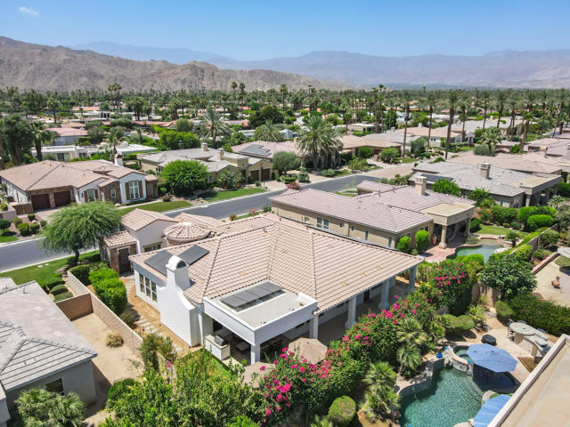 76158 Via Montelena, Indian Wells CA: https://media.crmls.org/mediaz/f02068cc-1aa4-4fa4-804e-ae591b3cdfcf.jpg