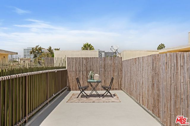123 S Clark Drive, West Hollywood CA: https://media.crmls.org/mediaz/f020acd9-4f15-4016-a206-22c431ed8411.jpg