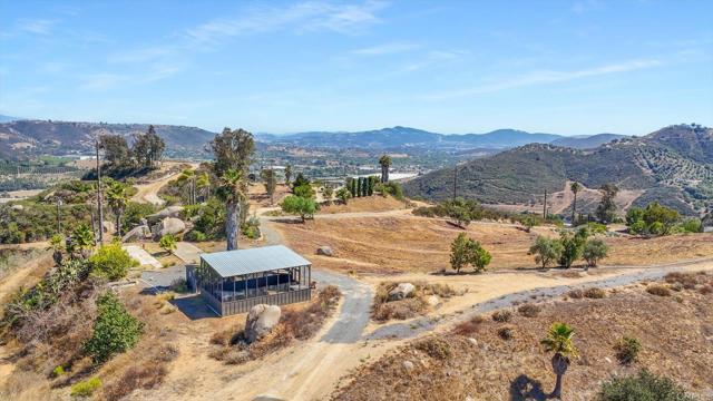 3020 22 Joni Lane, San Marcos CA: https://media.crmls.org/mediaz/f020ee20-adc6-4372-8f5f-a4cec3400712.jpg