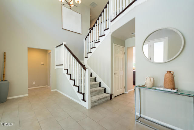 Detail Gallery Image 4 of 75 For 2320 Mountain Ave, La Crescenta,  CA 91214 - 4 Beds | 3/1 Baths