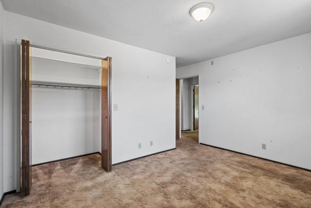 307 Mansfield Road, Hollister CA: https://media.crmls.org/mediaz/f021ba0c-2028-4da6-8940-c8f00c587ddd.jpg