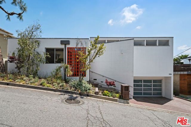 Image 3 for 5714 Briarcliff Rd, Los Angeles, CA 90068