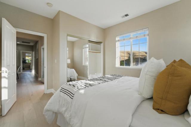 4769 Whitetail Lane, San Jose CA: https://media.crmls.org/mediaz/f022d121-ab78-4d4d-afcb-732a508276d6.jpg
