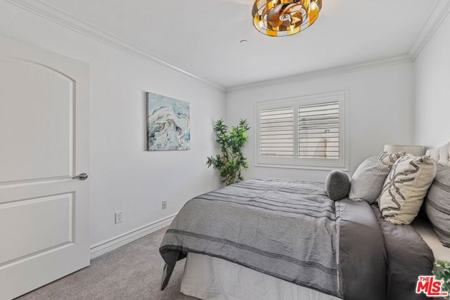 123 S Clark Drive, West Hollywood CA: https://media.crmls.org/mediaz/f022f896-c43e-4d29-aa55-6eecace5e8f1.jpg