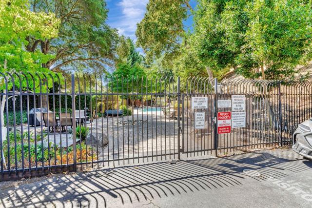 177 N El Camino Real, San Mateo CA: https://media.crmls.org/mediaz/f02373fd-24df-4d43-aaa9-46a91ca36e1f.jpg