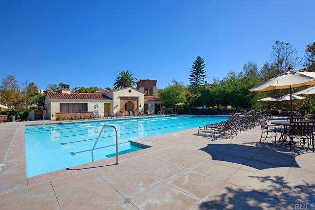 2386 Lapis Road, Carlsbad CA: https://media.crmls.org/mediaz/f02671e0-df92-4cb0-af58-9f4ab636b961.jpg