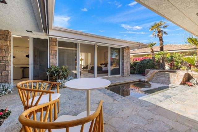 9 Regency Drive, Rancho Mirage CA: https://media.crmls.org/mediaz/f0296f5b-8fb8-48a3-beac-a935d139c828.jpg