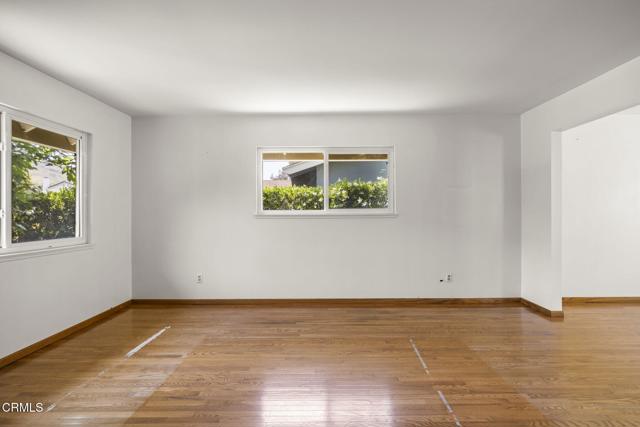 Detail Gallery Image 6 of 37 For 205 Bluefield Ave, Newbury Park,  CA 91320 - 3 Beds | 2/1 Baths