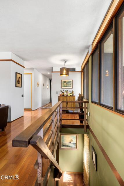 4639 El Camino Corto, La Canada Flintridge CA: https://media.crmls.org/mediaz/f02c275e-f210-4bbd-8b83-cca864fc8b31.jpg