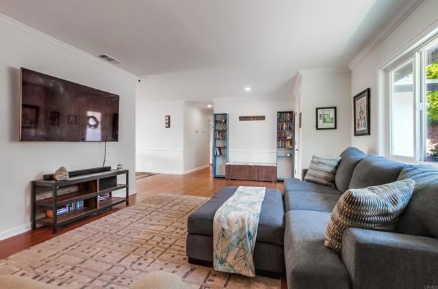 2167 Reineman Road, Fallbrook CA: https://media.crmls.org/mediaz/f02e111a-78cb-4324-b59e-ff338260730b.jpg