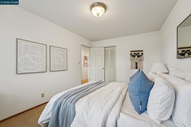 Image 30 of 44 For 34 Sherwood Ct