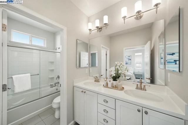 218 Stratus Cmn, Livermore CA: https://media.crmls.org/mediaz/f02f032c-f610-41d0-8ccb-88764351e7b2.jpg