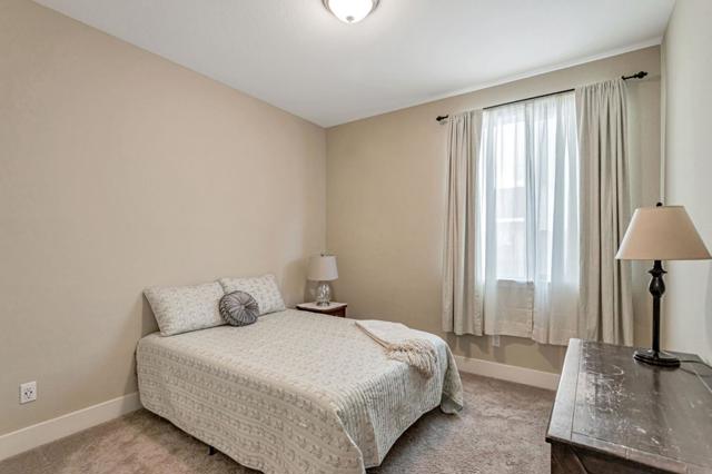 1575 Sunflower Drive, Hollister CA: https://media.crmls.org/mediaz/f02f9459-162f-4ec2-bb4a-6f8c2a4ea849.jpg