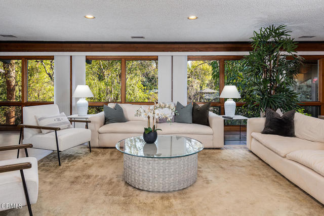 Detail Gallery Image 9 of 62 For 140 Belday Rd, Pasadena,  CA 91105 - 5 Beds | 4/1 Baths