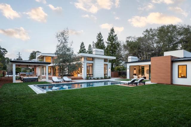 167 Almendral Avenue, Atherton CA: https://media.crmls.org/mediaz/f0323d7b-b91f-4324-958f-4bdbb8aefa16.jpg