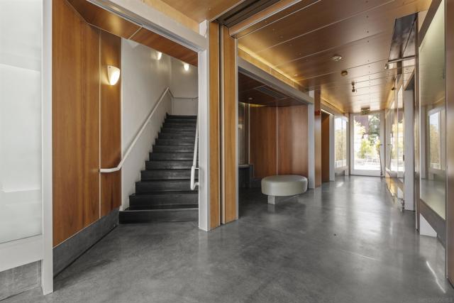 3788 Park Blvd, San Diego CA: https://media.crmls.org/mediaz/f033461a-0e40-4dc5-83e2-c3d4c8c7e7b1.jpg