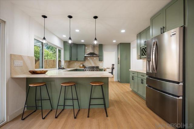17283 Montero Rd, San Diego CA: https://media.crmls.org/mediaz/f03358b9-5cfc-40ac-b67e-2604e6b8e373.jpg