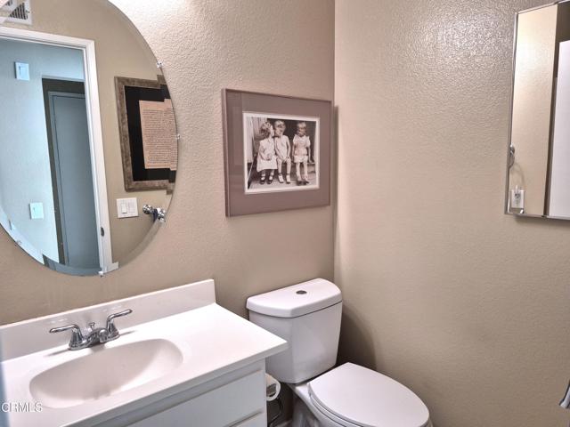 Detail Gallery Image 17 of 55 For 25122 Village 25, Camarillo,  CA 93012 - 2 Beds | 2 Baths