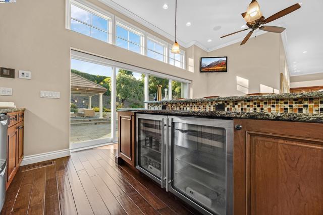 24 Timberview Ct., Danville CA: https://media.crmls.org/mediaz/f033f0c6-3d1d-403c-a312-2cacf247530a.jpg