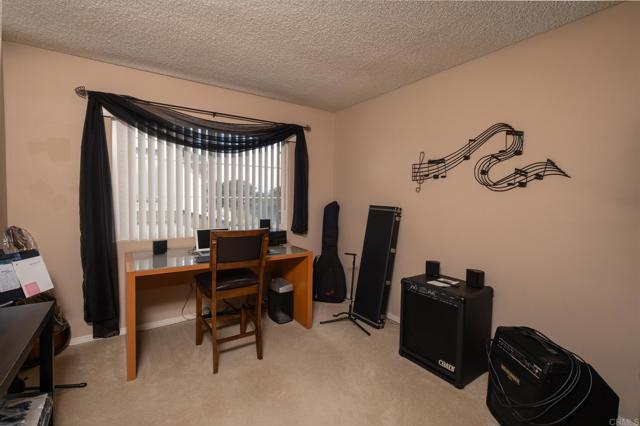 Detail Gallery Image 20 of 26 For 10865 Charing Cross Rd, Spring Valley,  CA 91978 - 4 Beds | 3 Baths