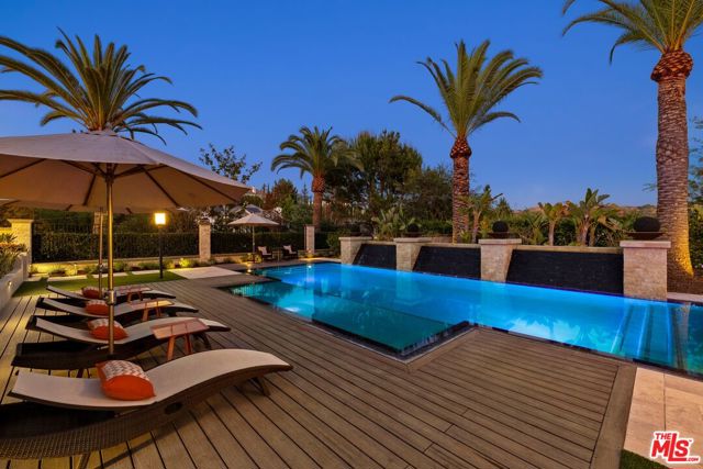 2855 Oak Knoll Drive, Diamond Bar CA: https://media.crmls.org/mediaz/f034597a-fb72-46b1-9141-47decfe7ee67.jpg