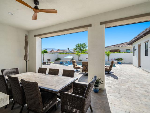 75201 Citadel Place, Indian Wells CA: https://media.crmls.org/mediaz/f0351d6a-5274-421b-bbf9-655d45c2ad55.jpg
