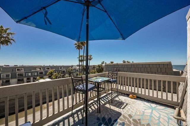 999 N Pacific Street, Oceanside CA: https://media.crmls.org/mediaz/f0354348-f77f-45b6-baed-46a51d85028a.jpg