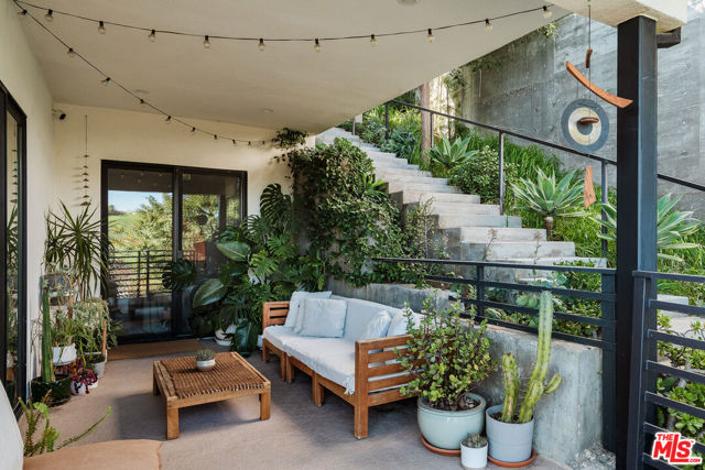 Image 26 of 38 For 4052 Jennings Drive