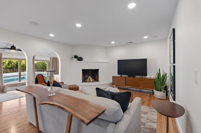 1724 Isabel Drive, San Jose CA: https://media.crmls.org/mediaz/f03621ed-33ac-4ab5-8189-5485677c0282.jpg