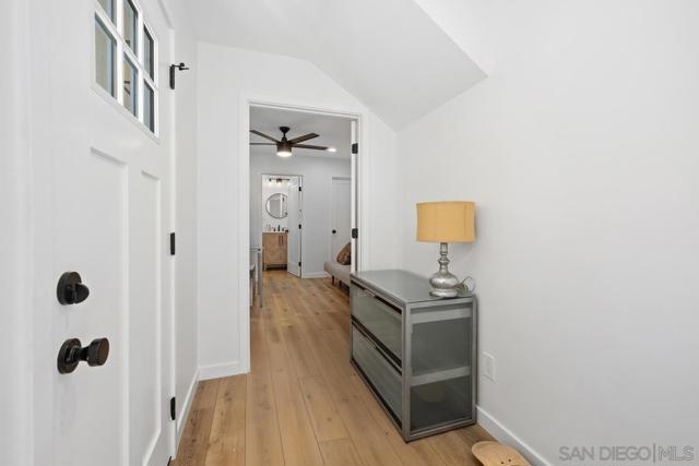 4467 Long Branch Ave, San Diego CA: https://media.crmls.org/mediaz/f037fee9-0cad-4679-8ffd-1983308ce49b.jpg