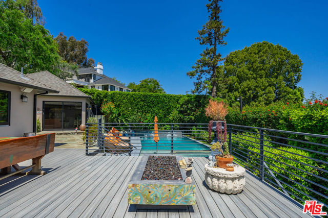 2841 Montcalm Avenue, Los Angeles CA: https://media.crmls.org/mediaz/f0386a17-3b48-46be-b41e-54555a972325.jpg