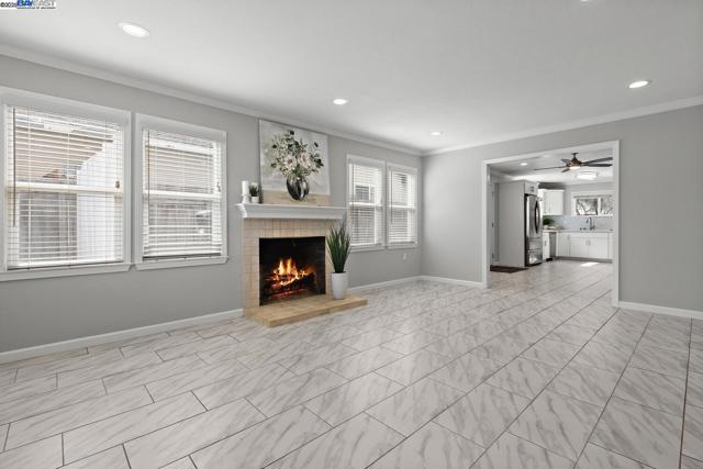 633 N P St, Livermore CA: https://media.crmls.org/mediaz/f0391c43-2cd6-44d2-bcab-120a8373f0fb.jpg