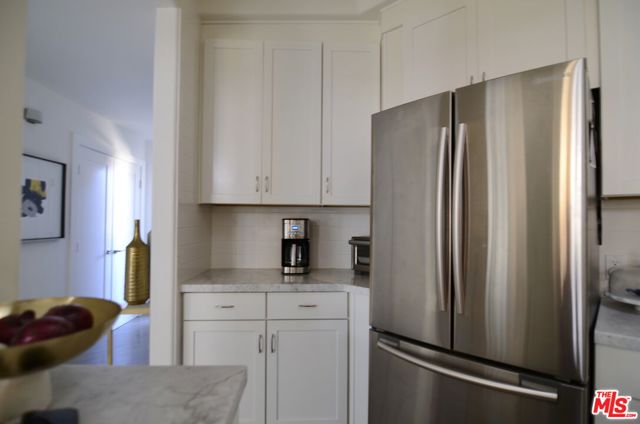 5703 Laurel Canyon Boulevard, Valley Village CA: https://media.crmls.org/mediaz/f03977f3-b8db-4a9b-a13e-72d37583e1ee.jpg