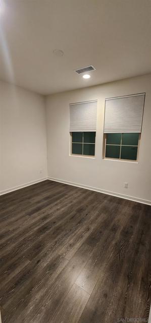 Image 11 of 57 For 321 Canoe Ct