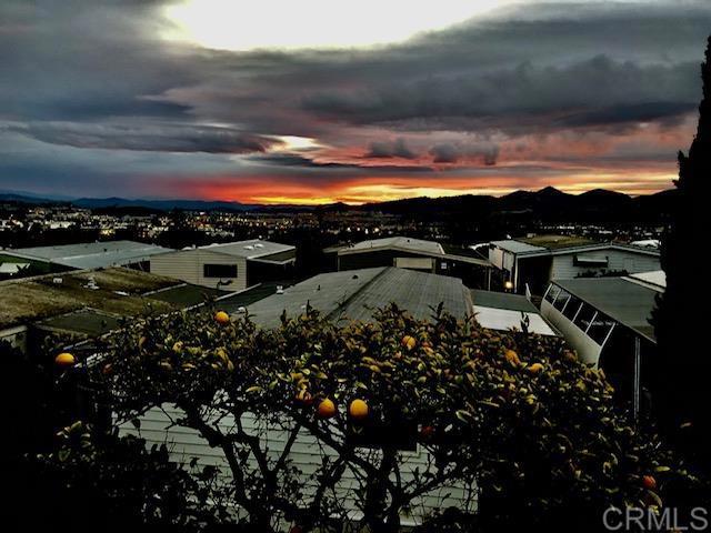 3535 Linda Vista Drive, San Marcos CA: https://media.crmls.org/mediaz/f03a91d5-0cea-4fa0-9712-03e8cbf3643a.jpg