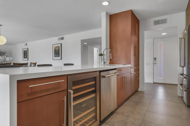 Image 13 of 31 For 42475 Adams Street 9