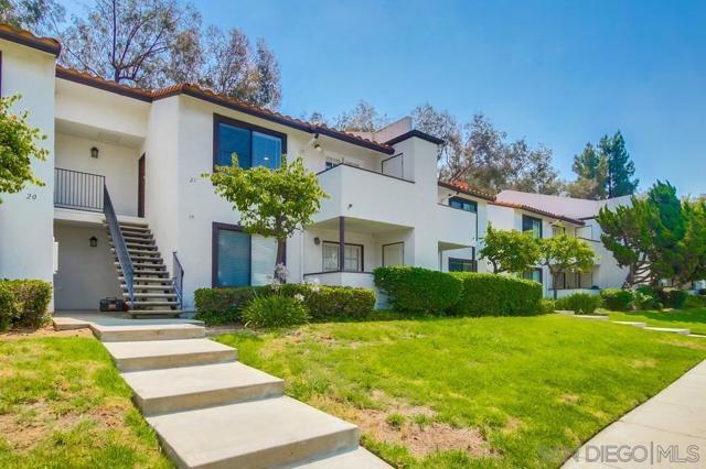 5025 Collwood Way, San Diego CA: https://media.crmls.org/mediaz/f03b5536-064d-4e6f-8bce-bfb4186cc96f.jpg