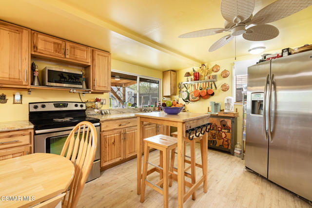 5324 Chesebro Road, Agoura Hills CA: https://media.crmls.org/mediaz/f03b5e2d-635c-4e25-9c33-466d259b98b7.jpg