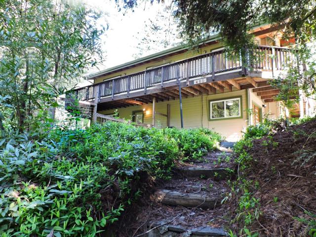 450 Bernstein Drive, Boulder Creek CA: https://media.crmls.org/mediaz/f03b9e42-1de6-44c4-bccf-9d9862b37c85.jpg